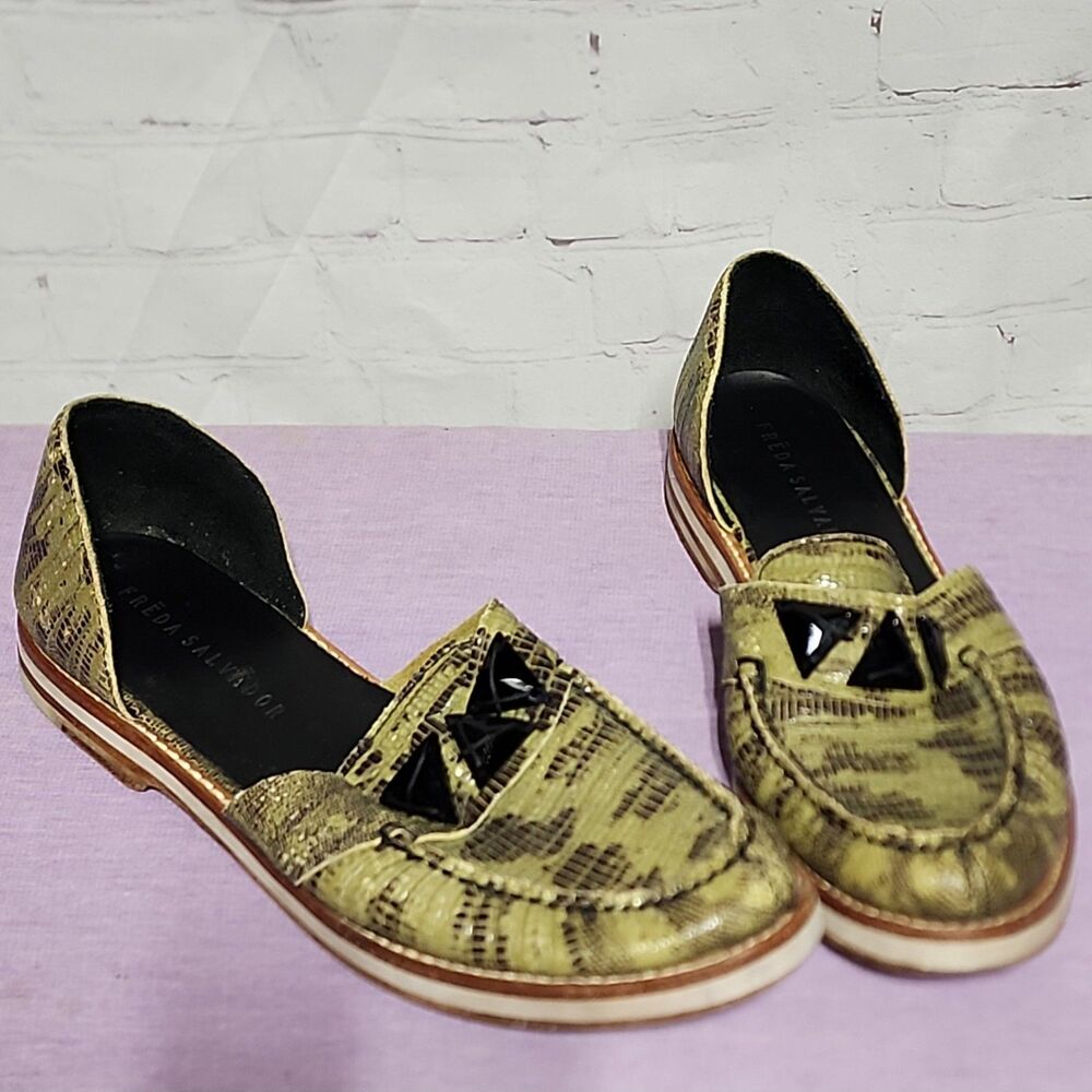 Freda Salvador Tash d'Orsay Snakeskin Loafers Size 8
